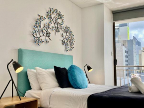 904 Sky High quality excellent fit out sleeps 2